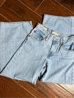 Levi’s Premium XL Straight Light Wash Wide Leg Denim Jeans